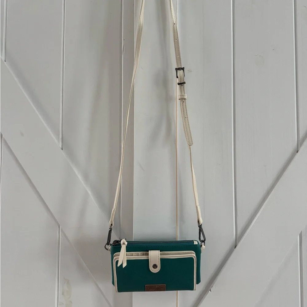 Wrangler Long Live Cowgirls Crossbody Clutch